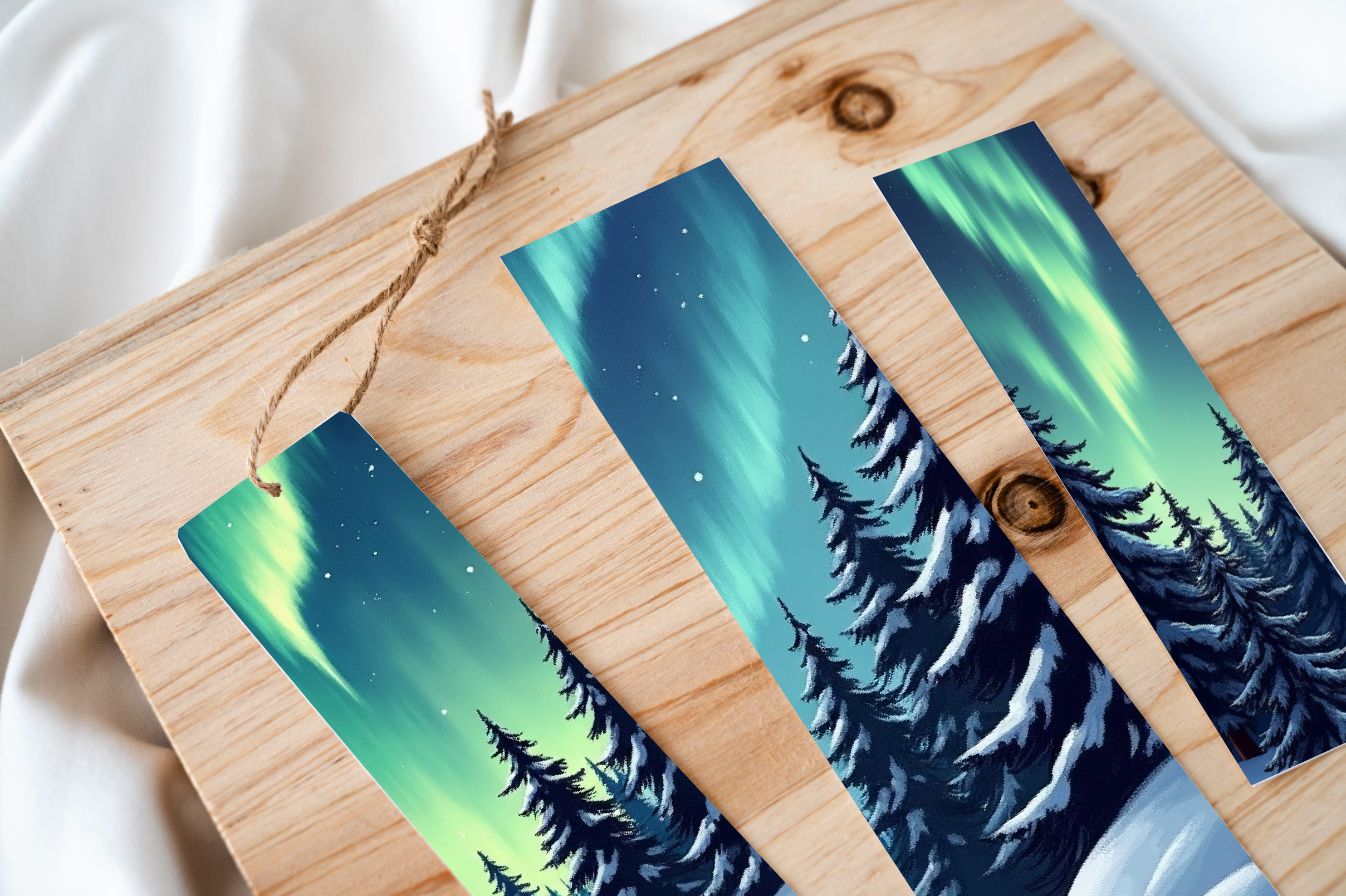 Aurora Borealis Bookmark Journal - CraftNest - Digital Crafting and Art